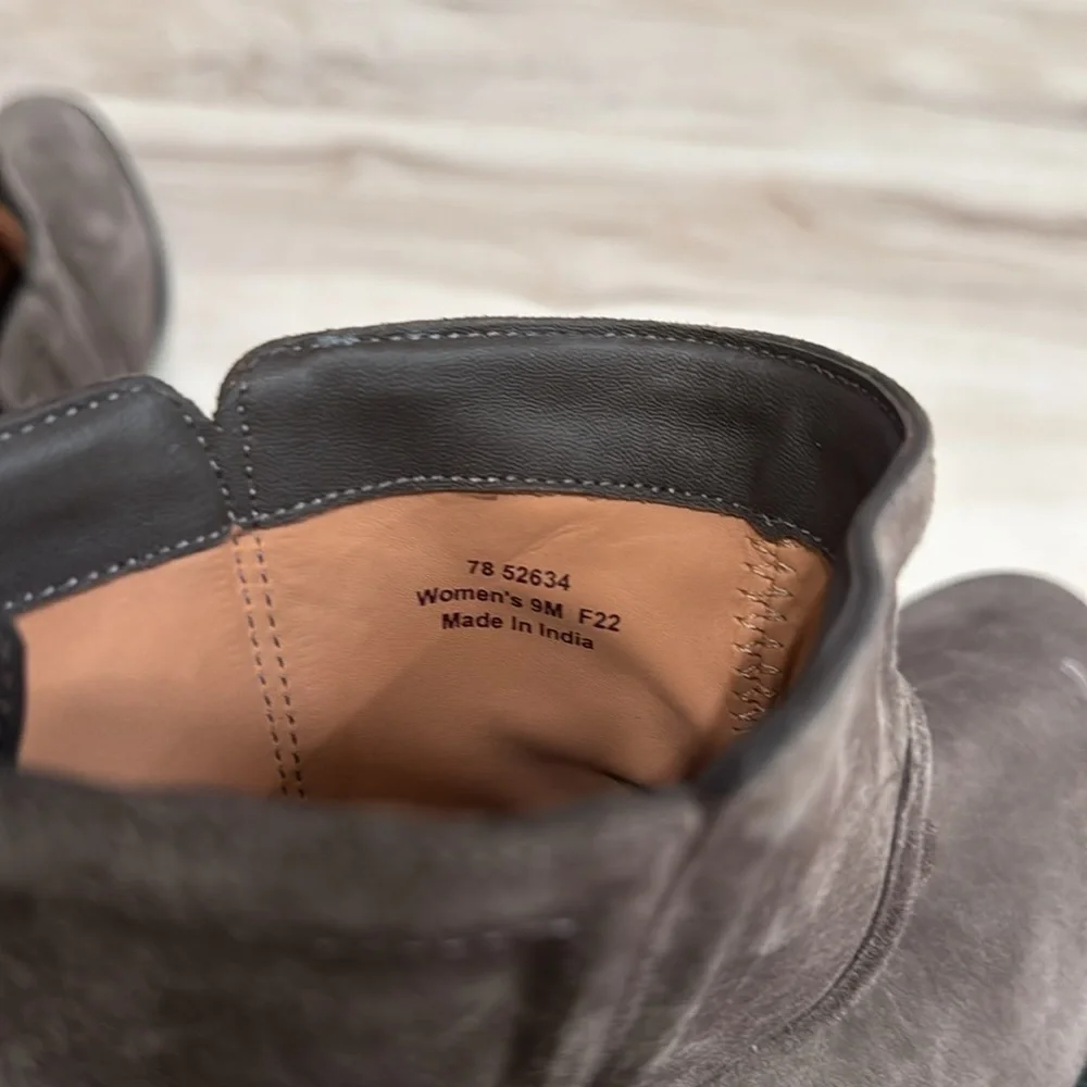 Johnston & Murphy Darby Back-Zip Bootie In Gray - Picture 9 of 9